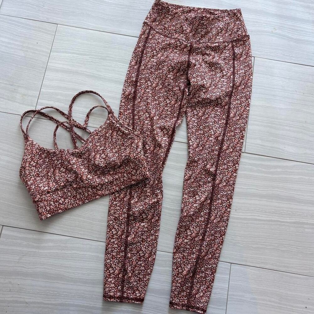 Madewell sports bra and leggings